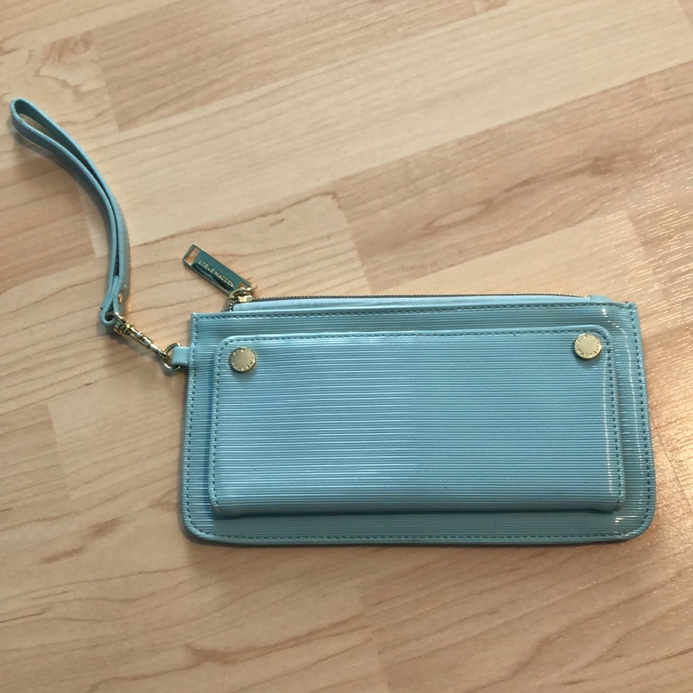 Steve Madden Cloud Patent Wristlet